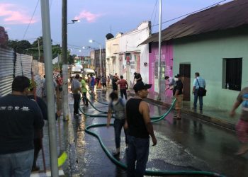 SANITIZAN LA 10ª. NORTE EN PREVENCIÓN DEL COVID-19