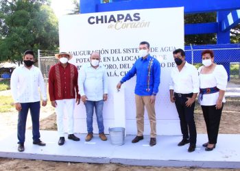 Inaugura Rutilio Escandón ampliación del Sistema de Agua Potable en ejido Cabeza de Toro, en Tonalá