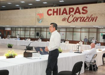 Llama Rutilio Escandón a invertir hasta el último peso en acciones que abonen al bienestar de Chiapas