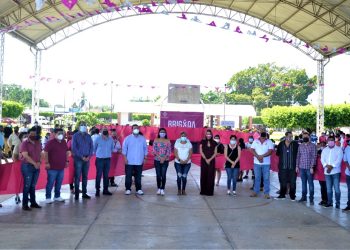 LLAMA ALCALDESA ROSA IRENE URBINA CASTAÑEDA A TRABAJAR EN UNIDAD POR EL BIENESTAR Y DESARROLLO