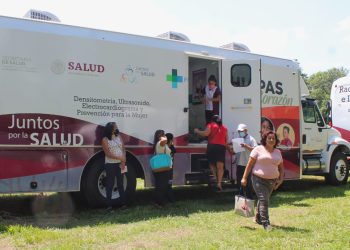 Mujeres tuxtlachiquenses las más beneficiadas con la “Caravana de la Salud”