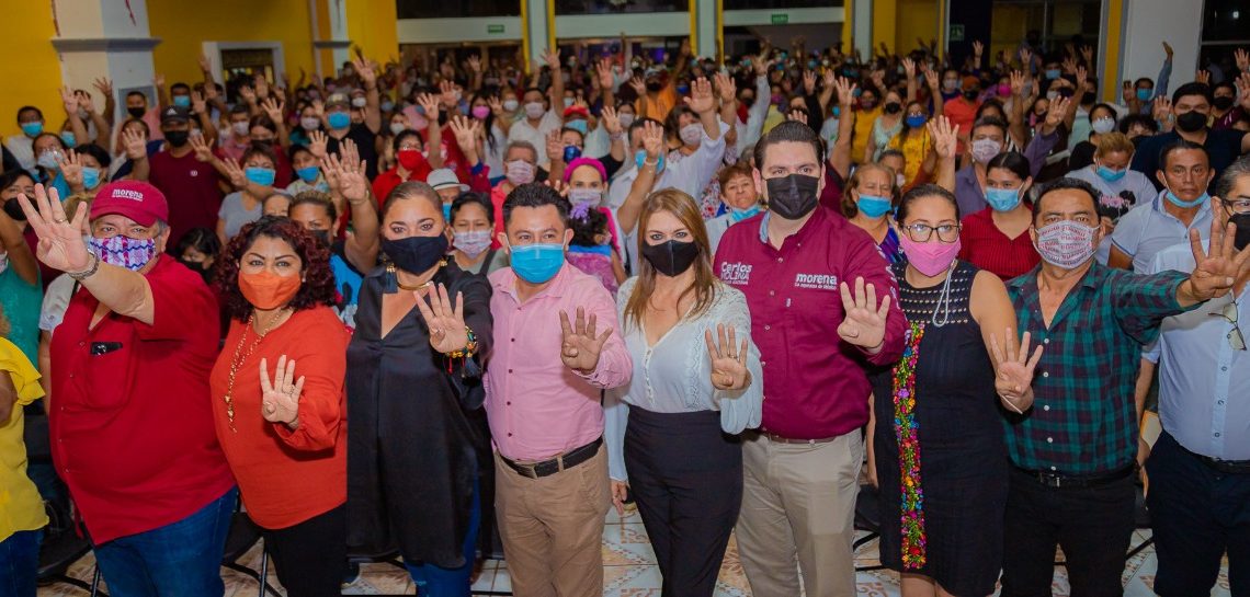 Toma Protesta Carlos Molina a los Comités de Defensa de la 4T en Tapachula