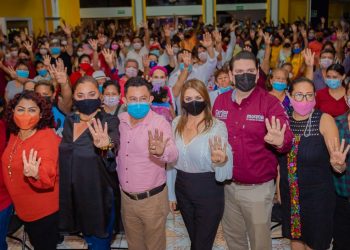 Toma Protesta Carlos Molina a los Comités de Defensa de la 4T en Tapachula