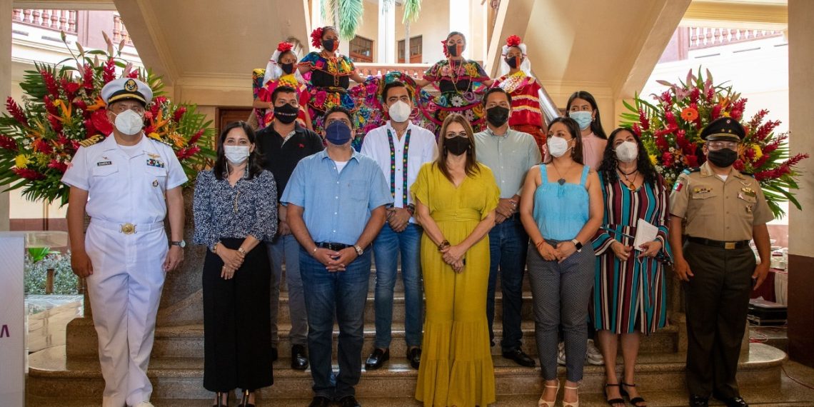 INAUGURA ROSY URBINA DOS NUEVAS EXPOSICIONES EN EL MUTAP