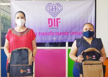 DIF TAPACHULA ENTREGA APOYOS ESCOLARES