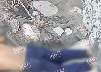 Indigente cae de un puente en Huixtla y muere.