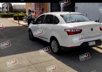 Disparan contra vehículo de su vecino en Los Encinos.