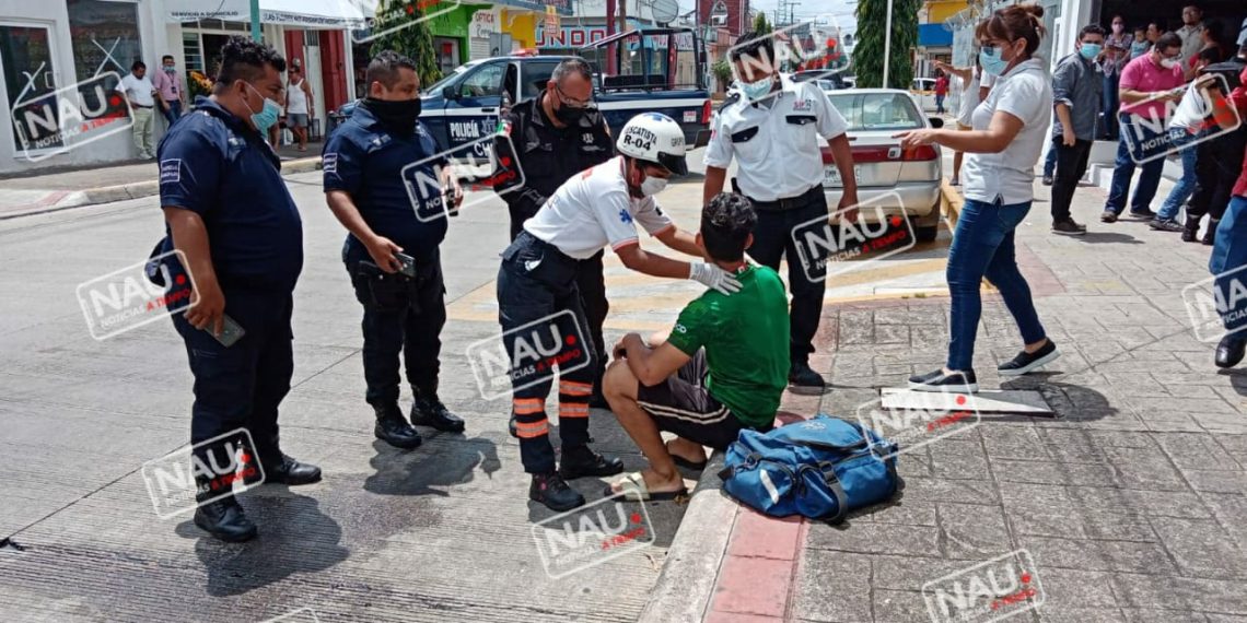 Motociclista lesionado en accidente.