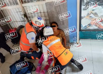 Mujer es golpeada por su esposo.