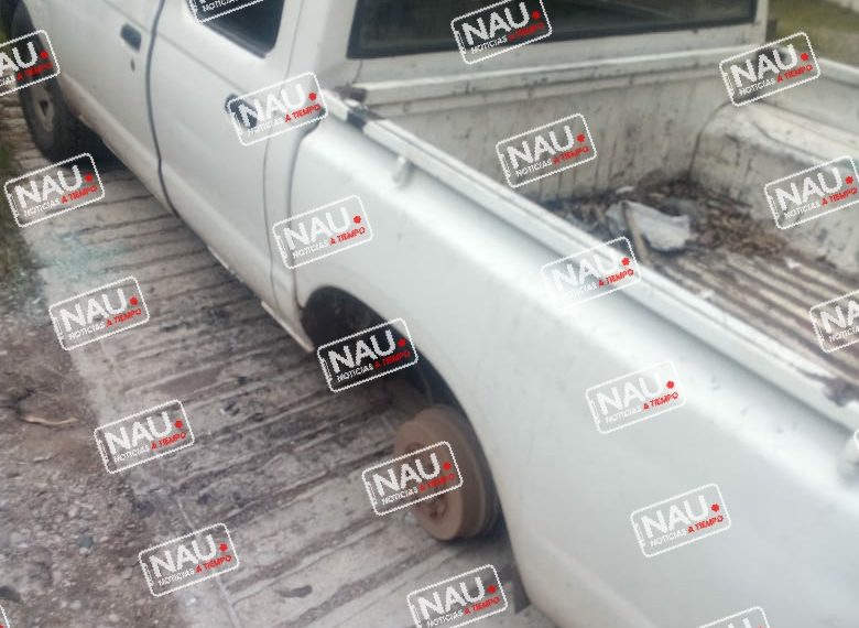 Destruyen camioneta del DIF en Siltepec.