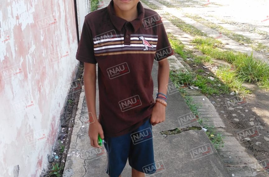 Se llevan a menor y 14 mil pesos