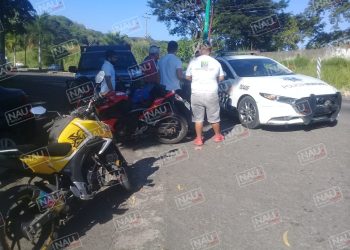 Casi muere motociclista al ser arrollado