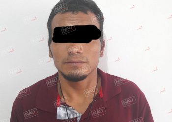 Sujeto que fue detenido con cuchillo es investigado por asalto