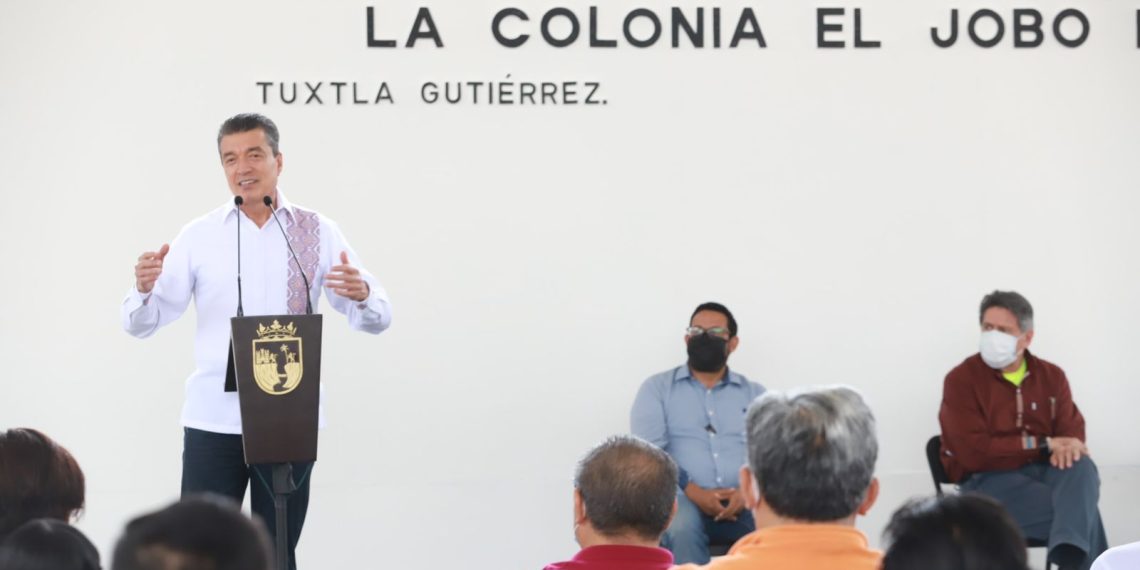 Rutilio Escandón y Carlos Morales inauguran obras en la Colonia El Jobo