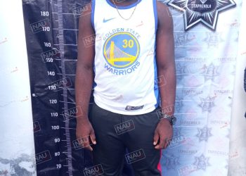 Detienen a migrante por golpear a su pareja