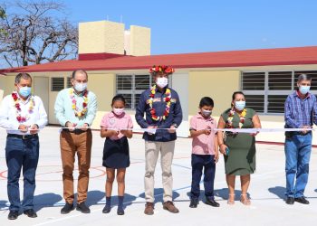 Invertimos para garantizar espacios educativos seguros y funcionales: Rutilio Escandón