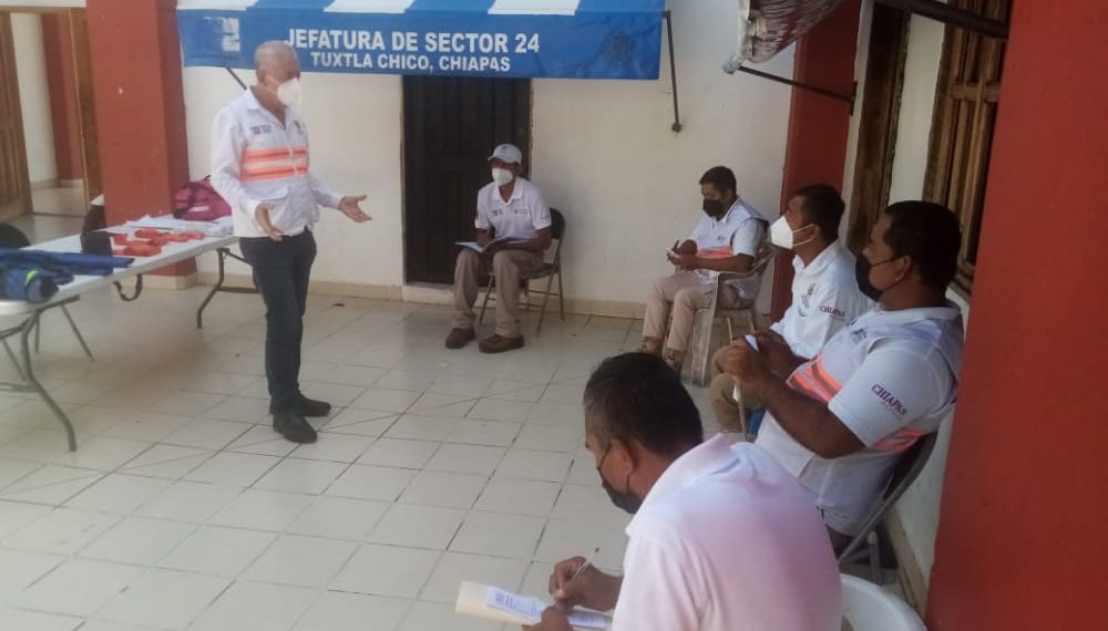 Protección Civil de Tuxtla Chico recibe capacitación con el tema “Fenómenos Perturbadores”