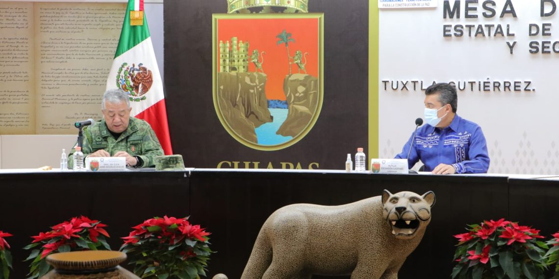 Reconoce Rutilio Escandón labor comprometida y solidaria del comandante de la VII Región Militar