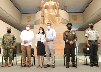 Asiste Rutilio Escandón a entrega de nombramientos a juezas y jueces otorgados por el Poder Judicial