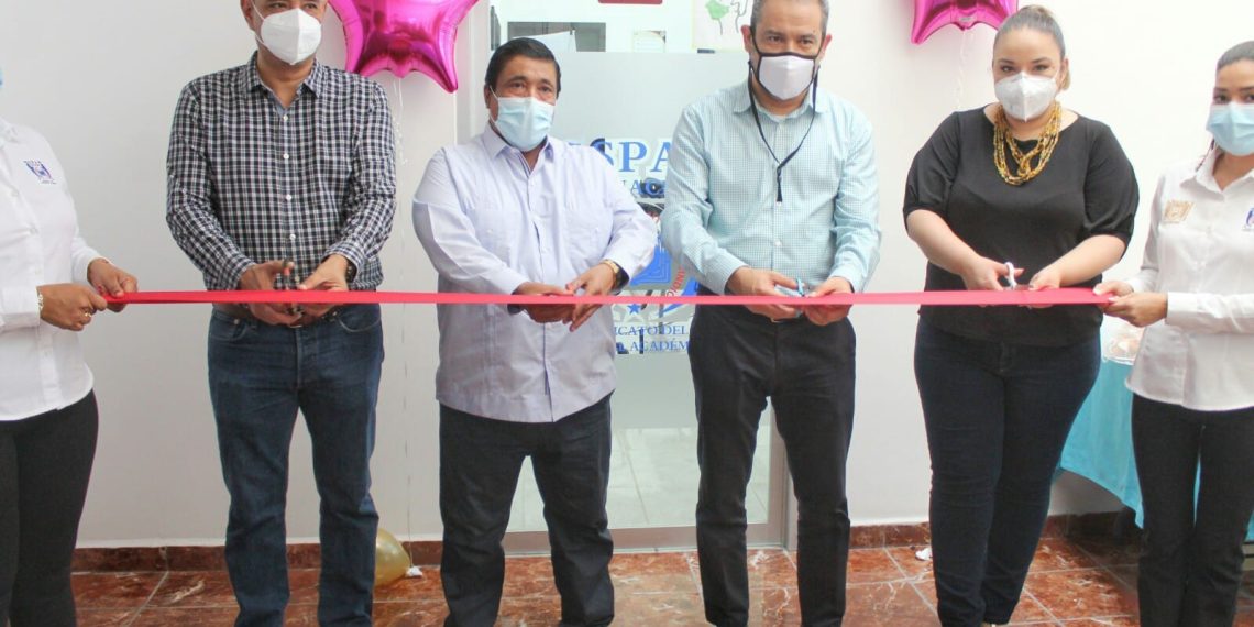 Con el fin de fortalecer la educación en Tuxtla Chico. Julio Gamboa continúa su plan de trabajo con la UNACH.