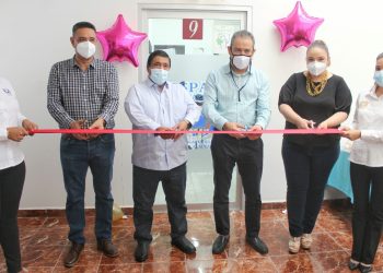 Con el fin de fortalecer la educación en Tuxtla Chico. Julio Gamboa continúa su plan de trabajo con la UNACH.