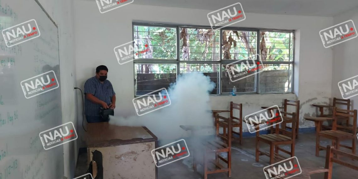 22 escuelas han sanitizado por empresa de radio taxi en Tapachula.