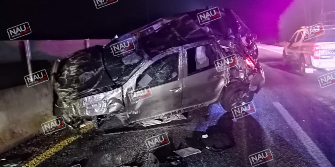 Vuelca vehículo en Tuzantán.