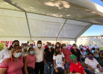 DIF Huixtla entrega paquetes alimentarios a escuelas y mujeres en periodo de lactancia