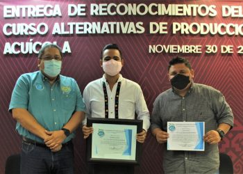 ENTREGAN RECONOCIMIENTOS A PARTICIPANTES DE CURSO ACUÍCOLA EN PUERTO MADERO