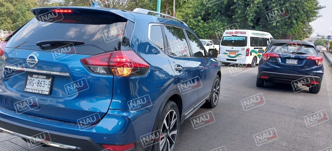 Leve accidente causó caos víal