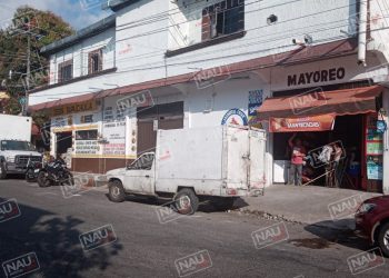 Ex empleado se robó 17 mil pesos de una tienda de abarrotes Santa Cruz