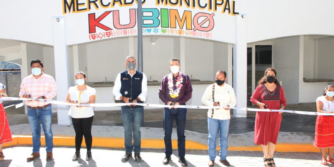 Entrega Rutilio Escandón el nuevo Mercado Público Municipal “Kubimo” al pueblo de Ocotepec