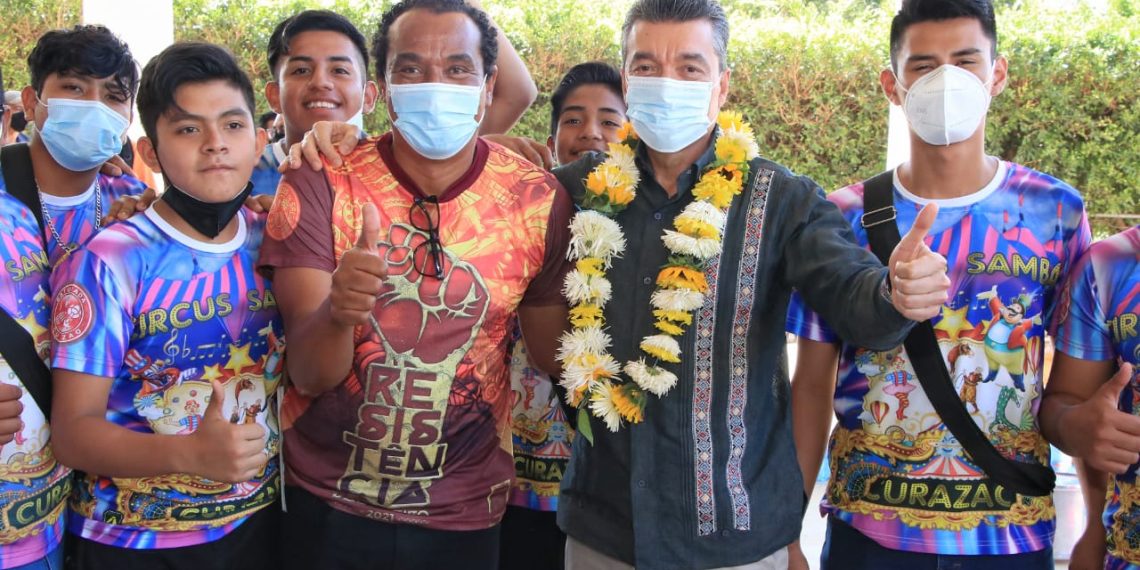 Beneficia Rutilio Escandón a Policía Municipal de Villa Corzo con patrullas, uniformes y equipamiento