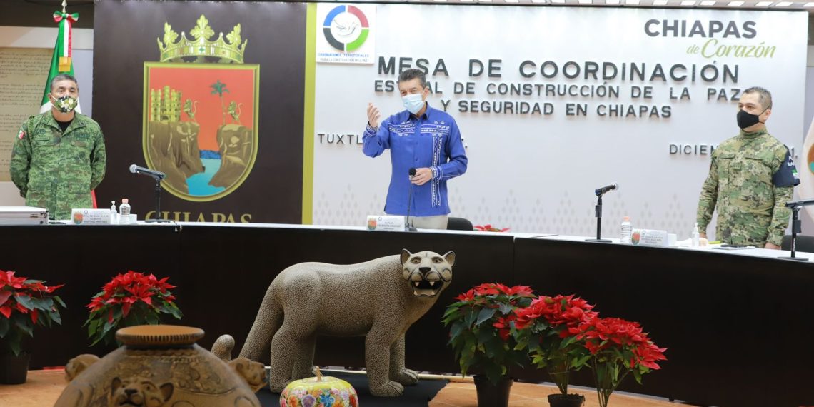 La vacuna es fundamental para proteger la salud y vida ante cuarta ola de contagios: Rutilio Escandón