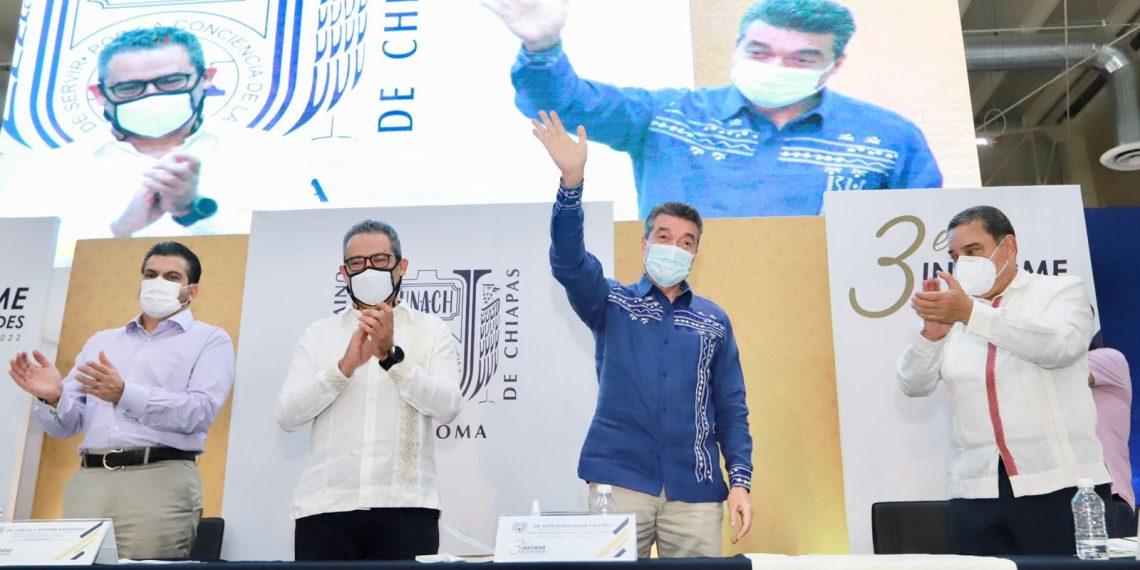 Estamos orgullosos de la Unach y no la dejaremos caer: Rutilio Escandón