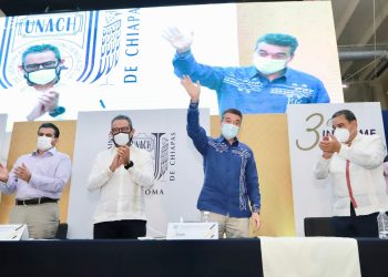 Estamos orgullosos de la Unach y no la dejaremos caer: Rutilio Escandón