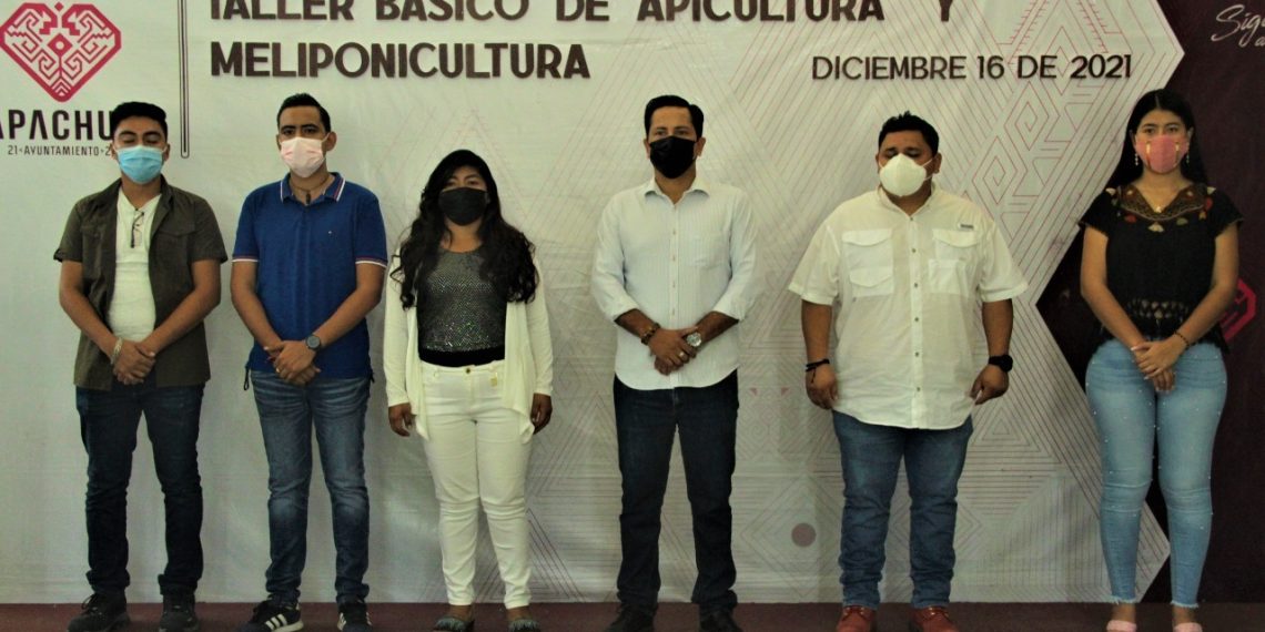 SE INCENTIVA LA APICULTURA EN TAPACHULA CON CURSO TALLER A PRODUCTORES