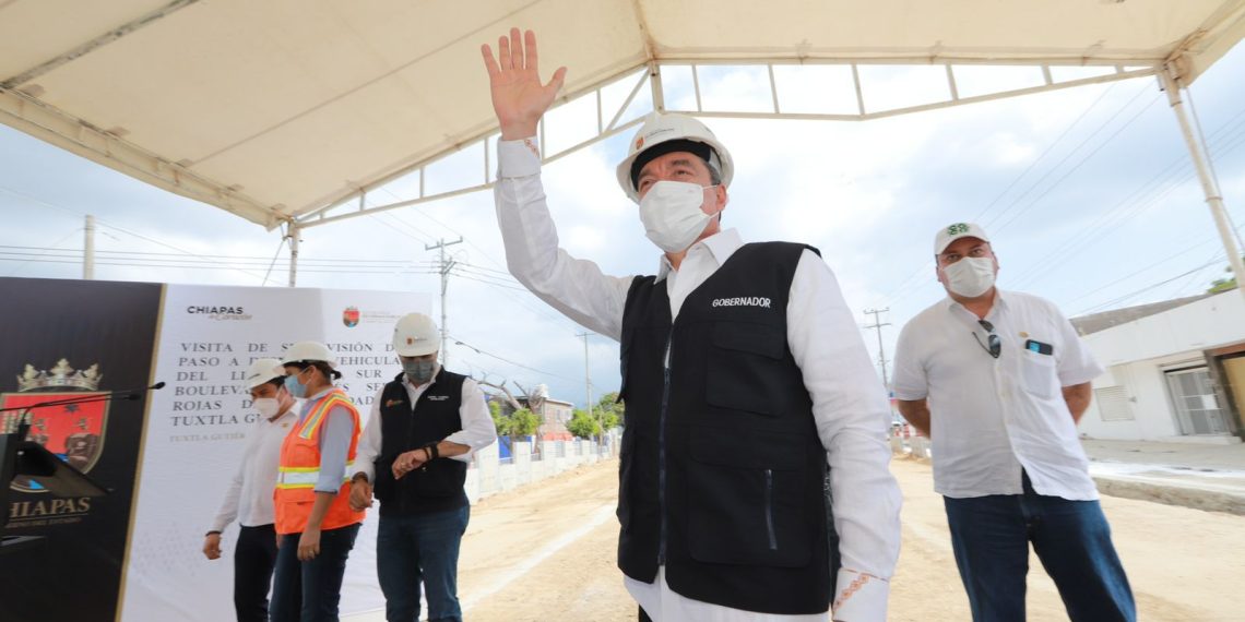 Supervisa Rutilio Escandón avances en obra del paso a desnivel del Libramiento Sur-Bulevar “Andrés Serra Rojas”