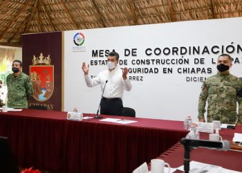 Exhorta Rutilio Escandón a cuidarse para evitar enfermedades respiratorias y vacunarse contra COVID-19