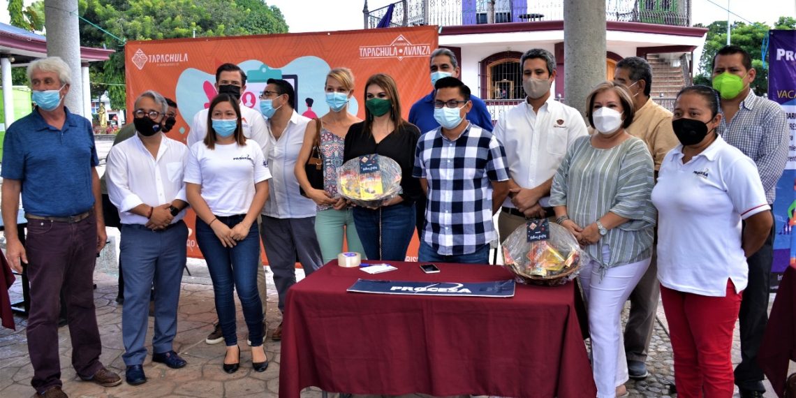 AYUNTAMIENTO DE TAPACHULA FACILITADOR DE LAS INVERSIONES: ROSY URBINA