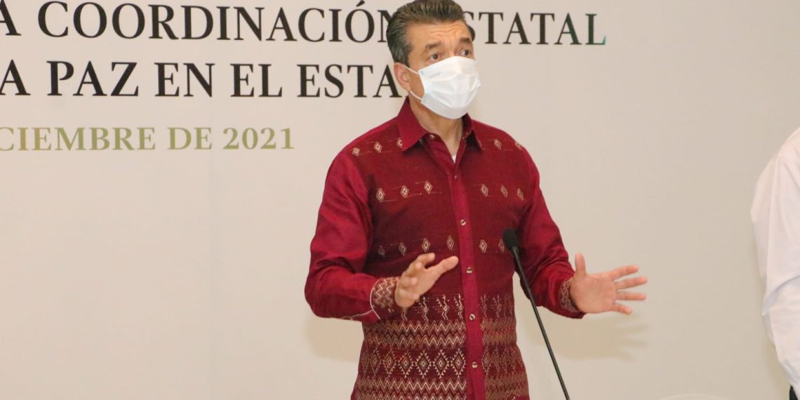 Rutilio Escandón envía un abrazo fraternal y desea feliz Año Nuevo 2022 al pueblo de Chiapas