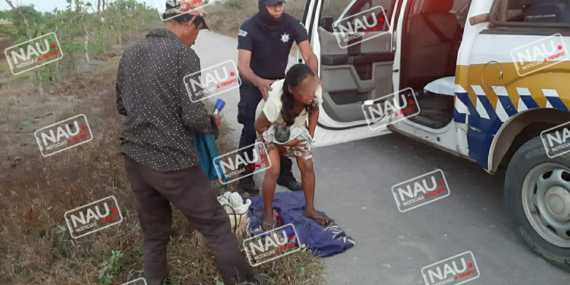 Atiende PC a mujer que había dado a luz en la vía publica.