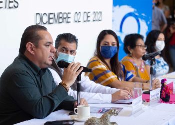 Presentan en Congreso, exposición: “Prevención y Tratamiento de la Diabetes”.