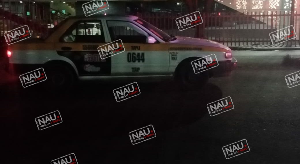 Señora fue atropellada por un taxi.