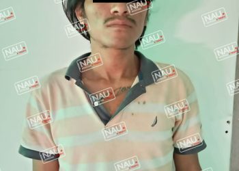 Detienen a sujeto por golpear a policías.