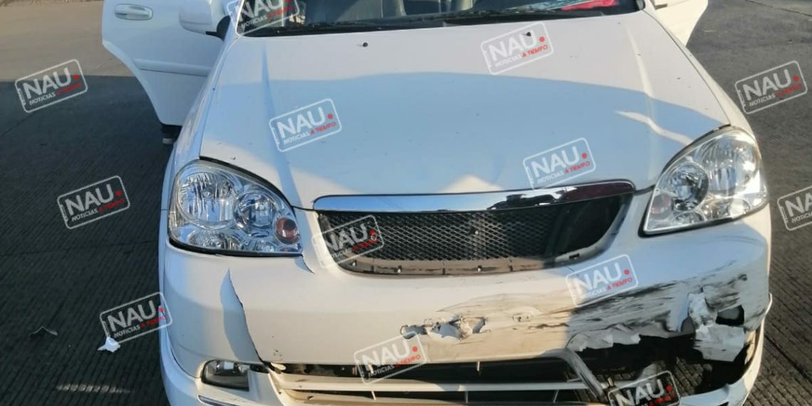 Vehículo impacta a MOTOCILISTA.