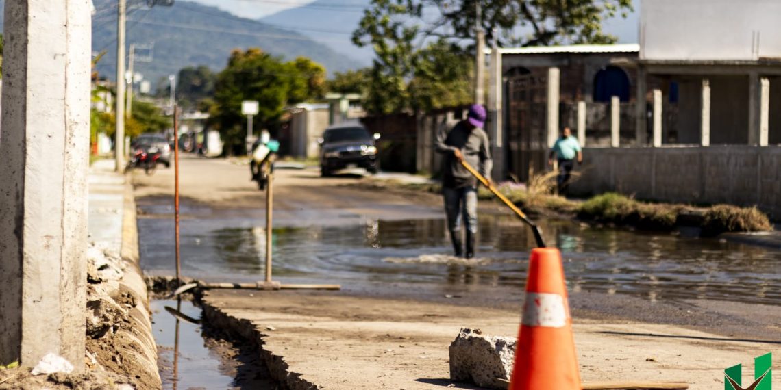 En materia de Obra Pública; a través de la Secretaría de Obras Públicas y Desarrollo Urbano Municipal, se sigue trabajando, redoblando esfuerzos.