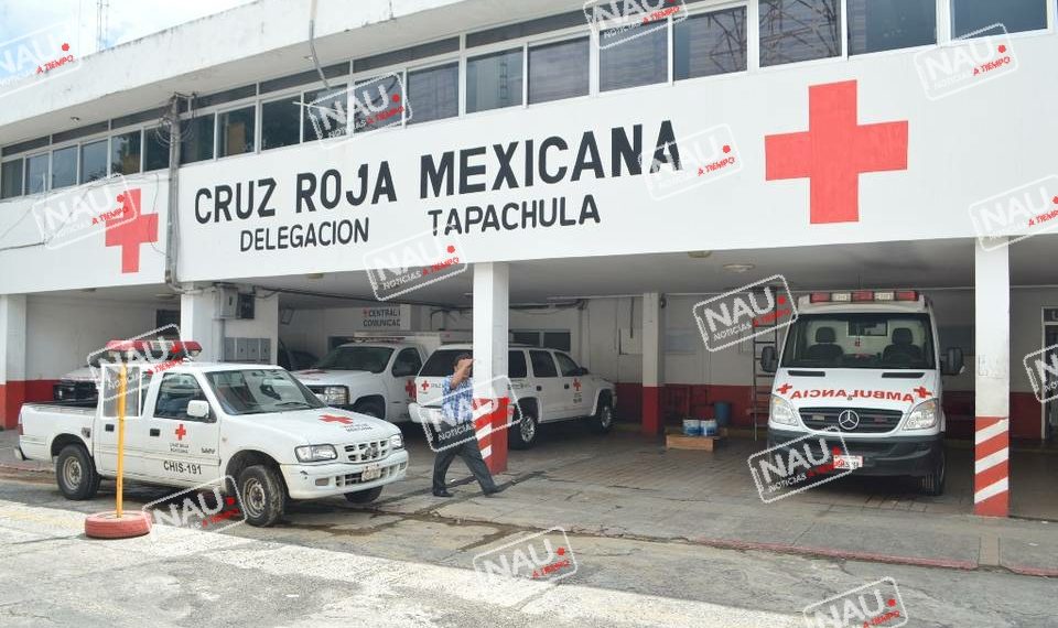 Dos menores lesionados al derrapar la motocicleta en que se desplazaban.