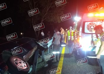 Abandonan Vehículo en MAPASTEPEC.