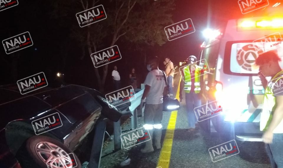 Abandonan Vehículo en MAPASTEPEC.